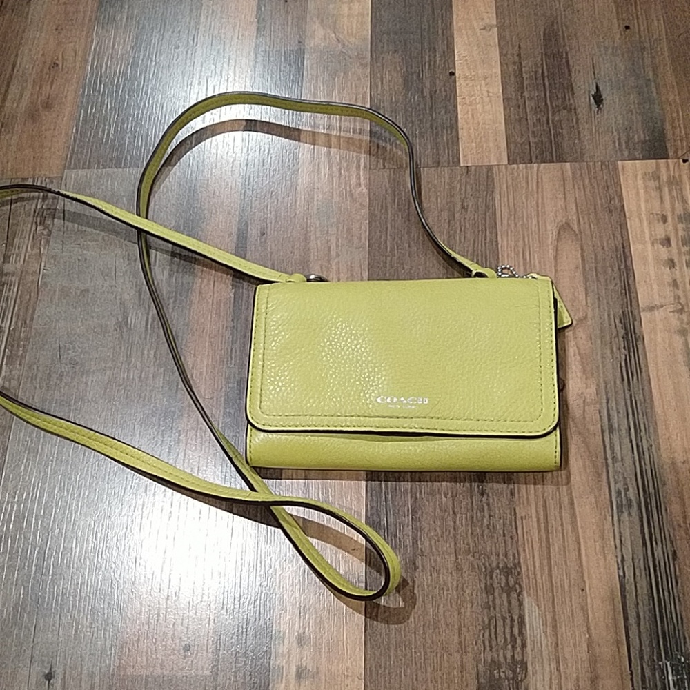 Coach wallet crossbody